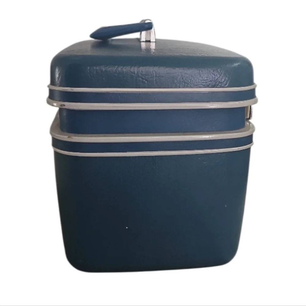 Vintage Samsonite Sentry Hard Case Train Case Blue Makeup Travel Storage